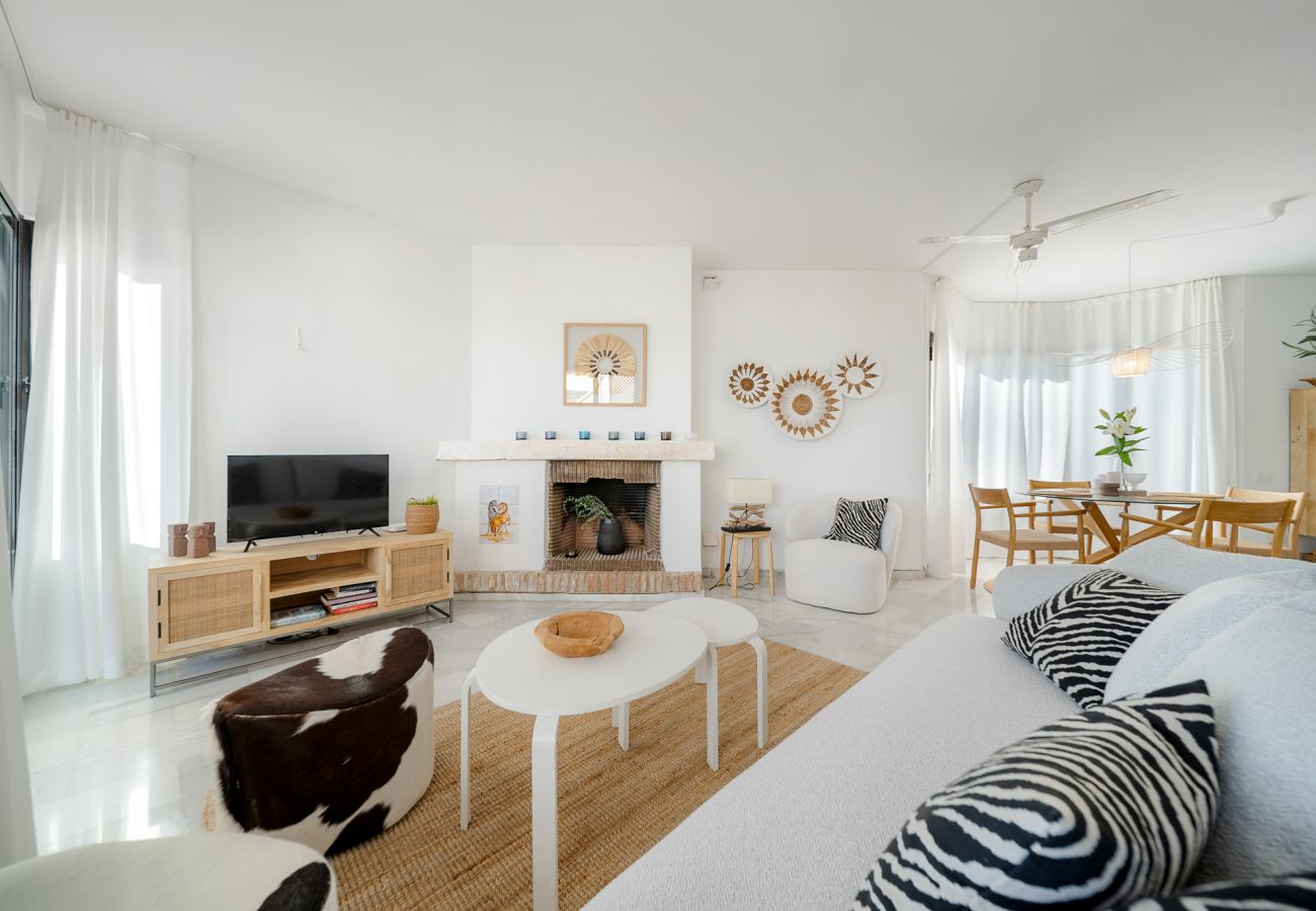 Apartamento en Sitio de Calahonda - K12 Antares - Apartment