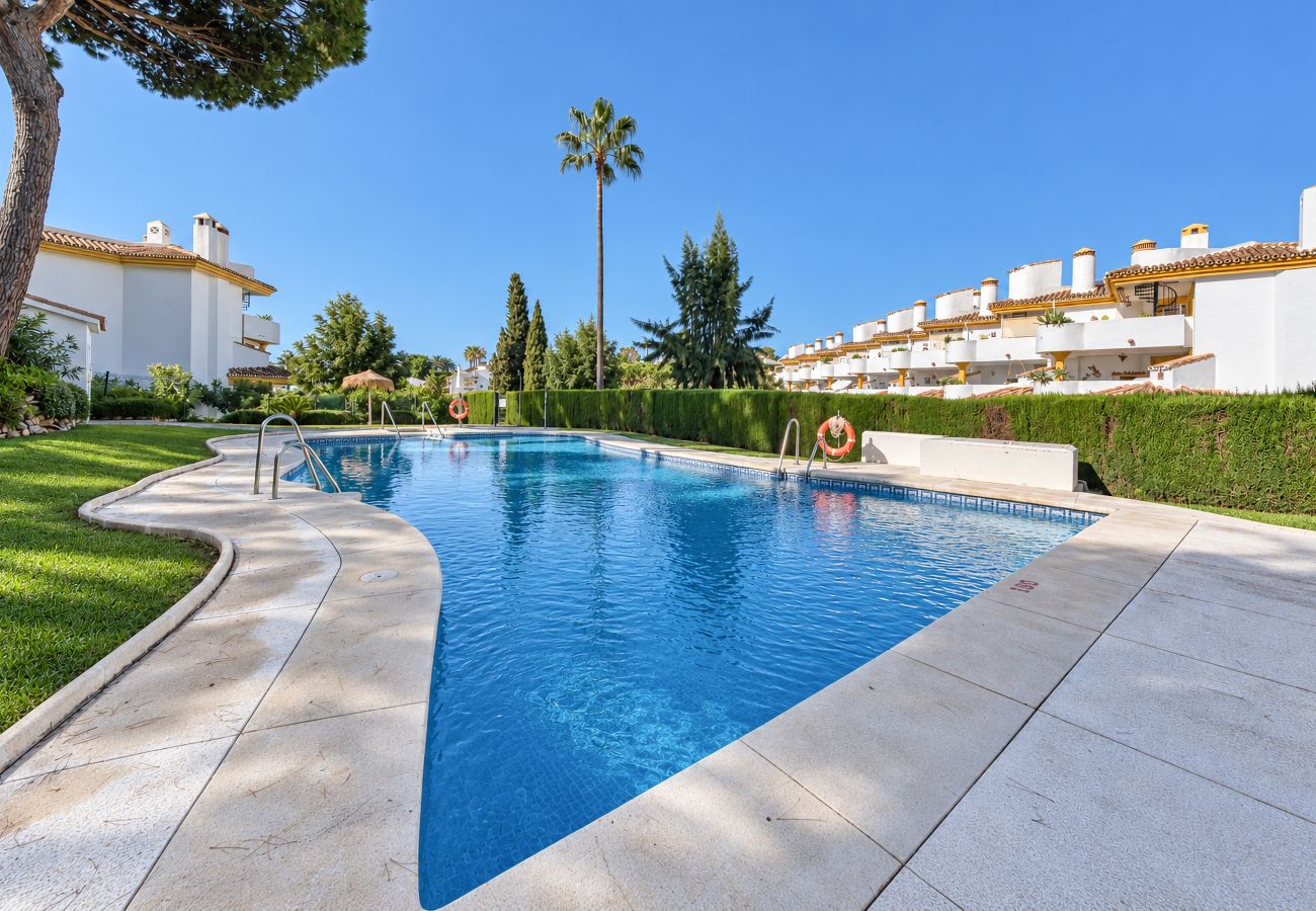 Apartamento en Sitio de Calahonda - E02 Calahonda Golf - Ground floor apartment
