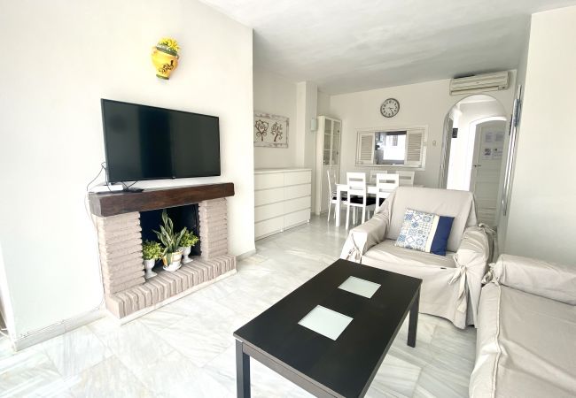 Apartamento en Sitio de Calahonda - V04 Jardines 4 - Apartment Apartamento en Sitio de Calahonda - V04 Jardines 4 - Apartment