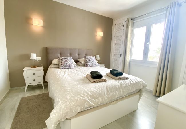 Apartamento en Sitio de Calahonda - V04 Jardines 4 - Apartment Apartamento en Sitio de Calahonda - V04 Jardines 4 - Apartment