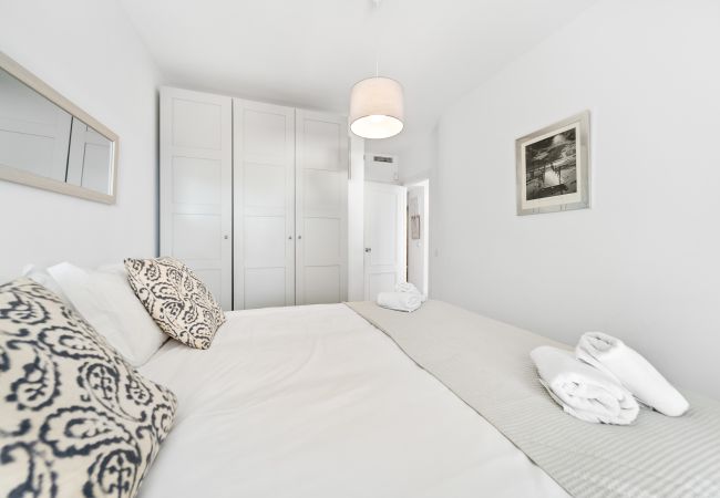 Apartamento en Sitio de Calahonda - C02 Royal Beach - Apartment Apartamento en Sitio de Calahonda - C02 Royal Beach - Apartment