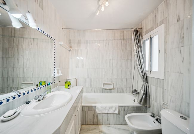 Apartamento en Sitio de Calahonda - F08 Colinas de Calahonda Apartamento en Sitio de Calahonda - F08 Colinas de Calahonda