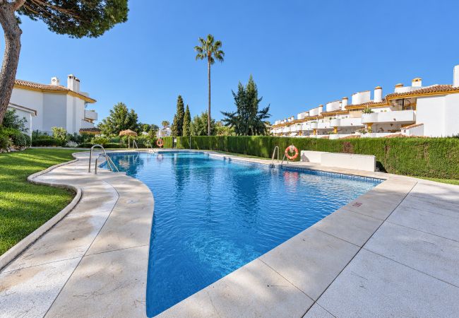 Apartment in Sitio de Calahonda - E02 Calahonda Golf - Ground floor apartment