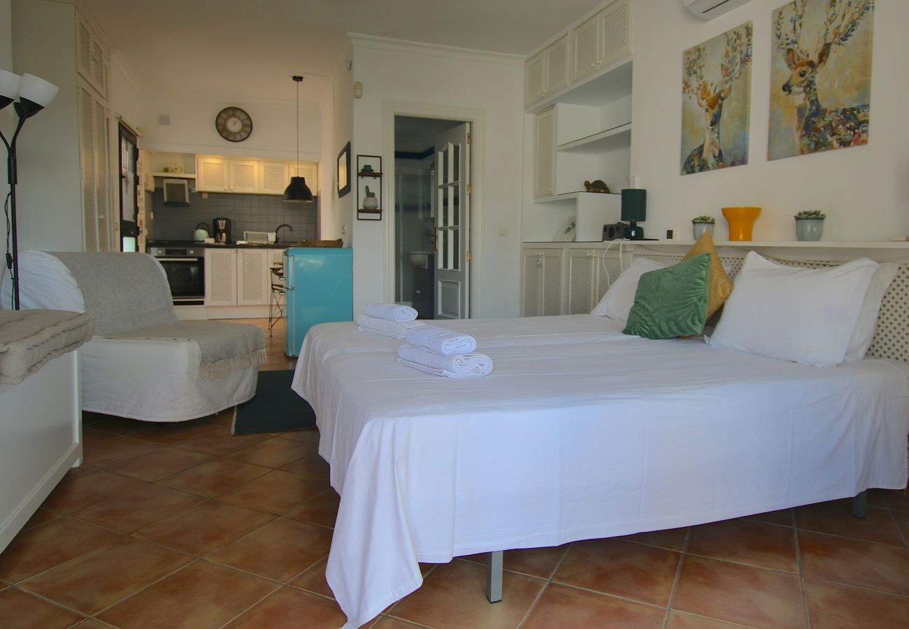 Apartment in Sitio de Calahonda - N02 Los Rosales - Studio Apartment in Sitio de Calahonda - N02 Los Rosales - Studio